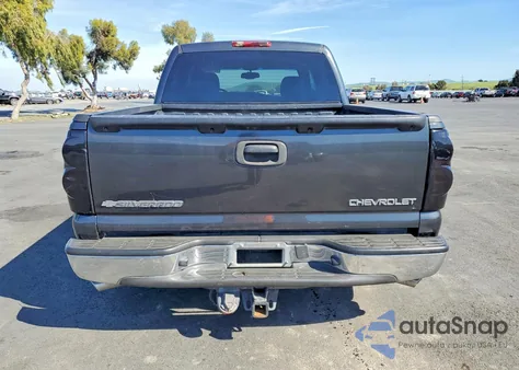 2004 Chevrolet Silverado C1500 from USA, damaged, VIN 2GCEC13T741413150